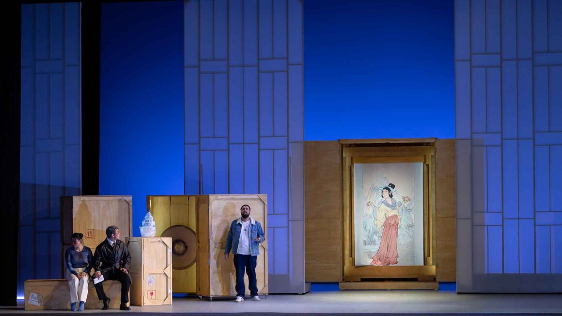 Turandot. Enigmi al museo – Opera family